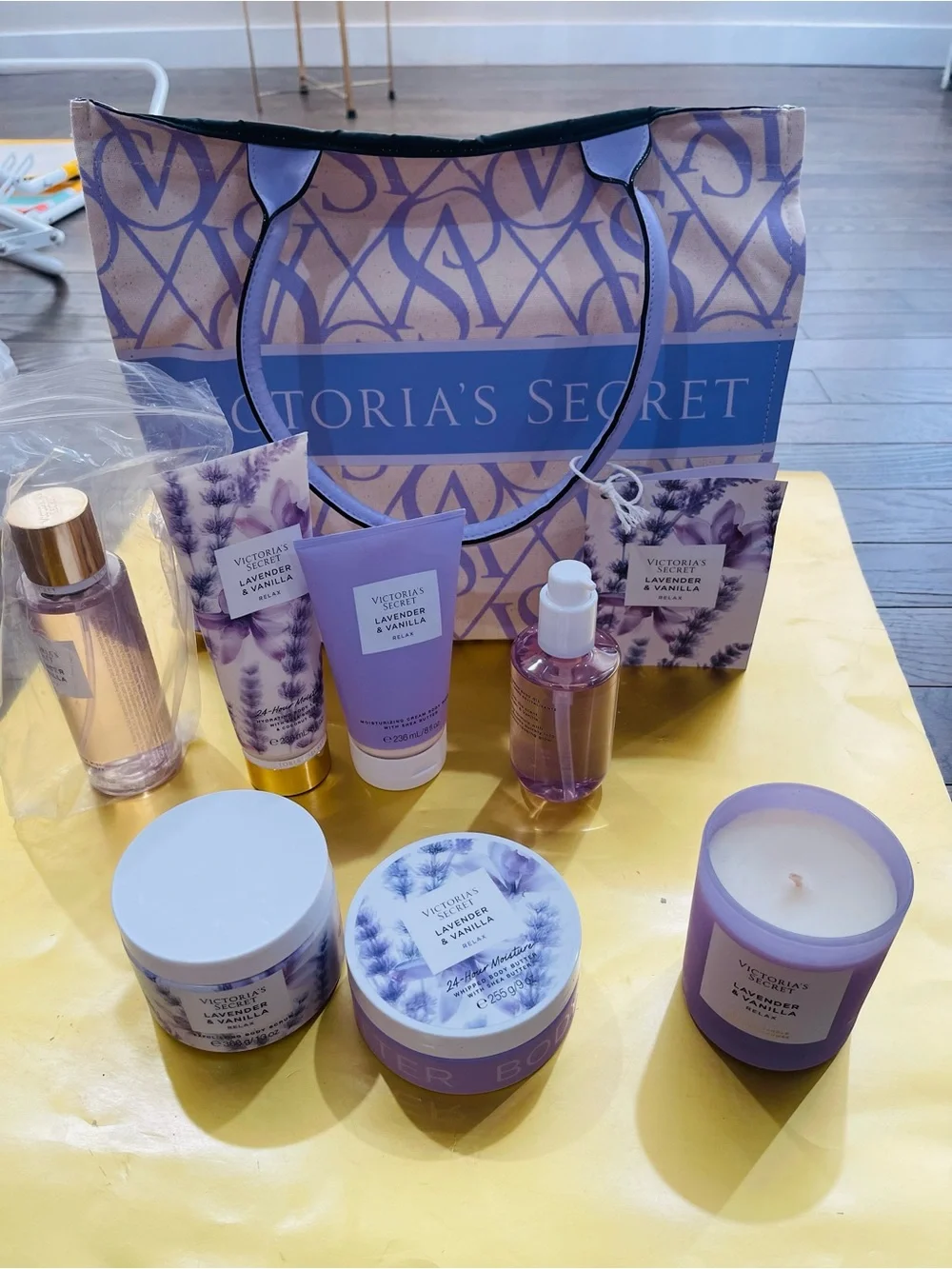 Victoria's Secret Lavender & Cream Ritual Gift Set